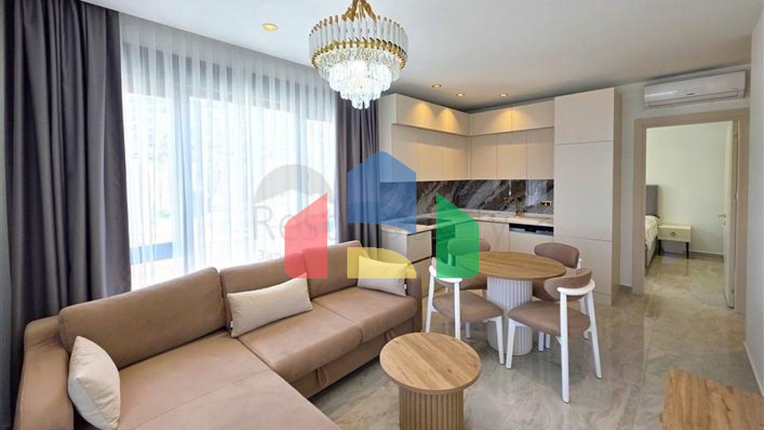 Элегантная квартира у моря с инфраструктурой отеля