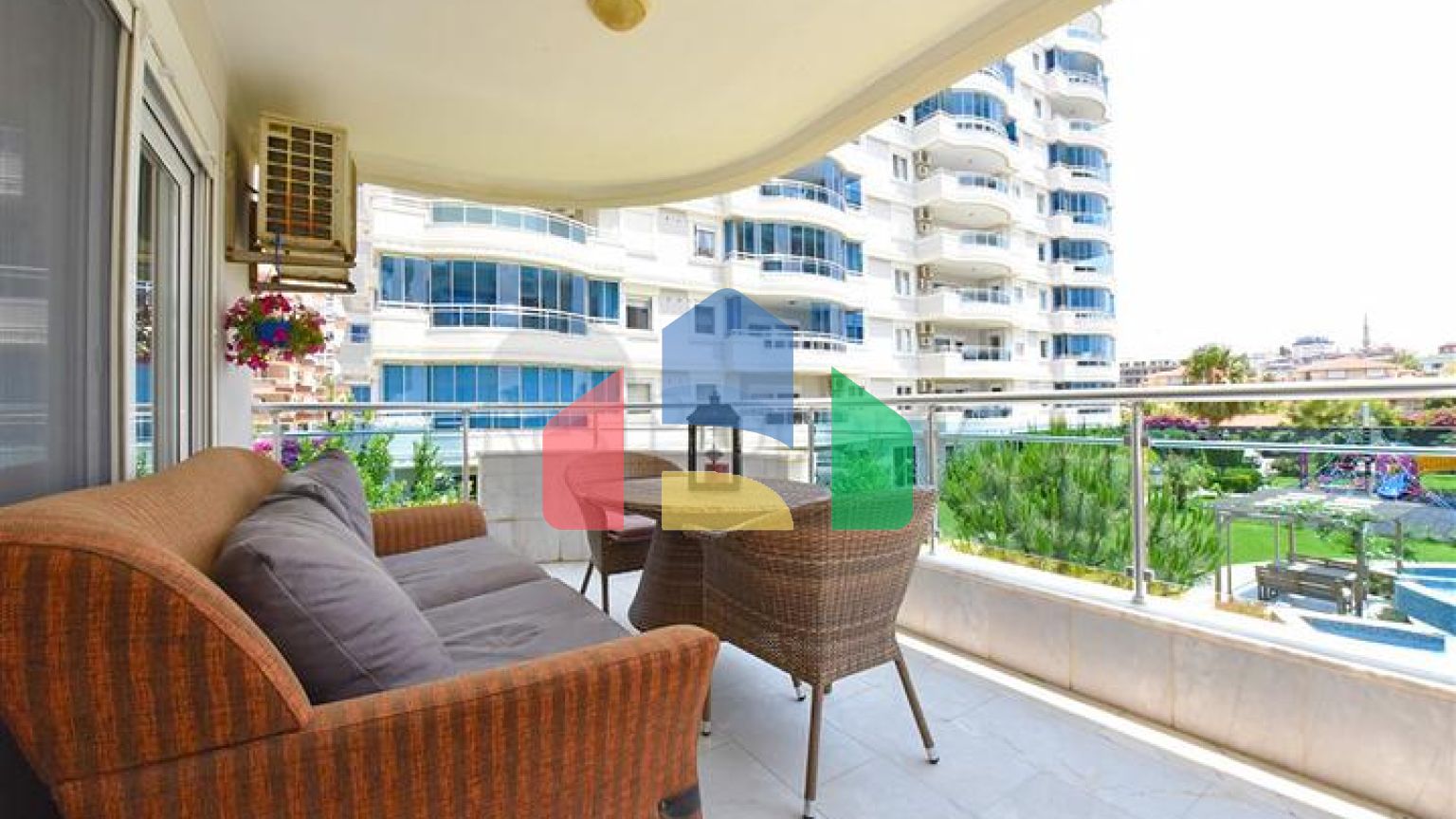 Уникальный вариант квартиры 2+1 в 50 м от моря