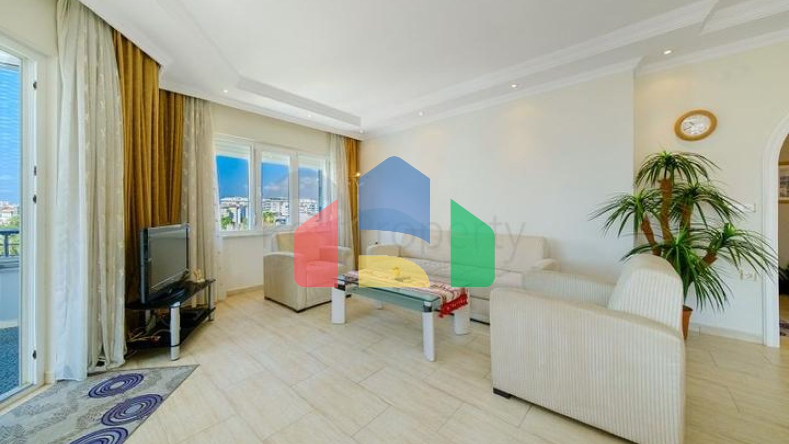 Велика квартира 2 + 1 для життя у відкритому для ВНЖ районі Тосмур