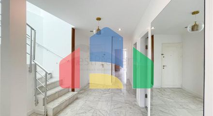 Пентхаус планировкой 3+1 с видом на море и горы Пентхаус планировкой 3+1 с видом на море и горы