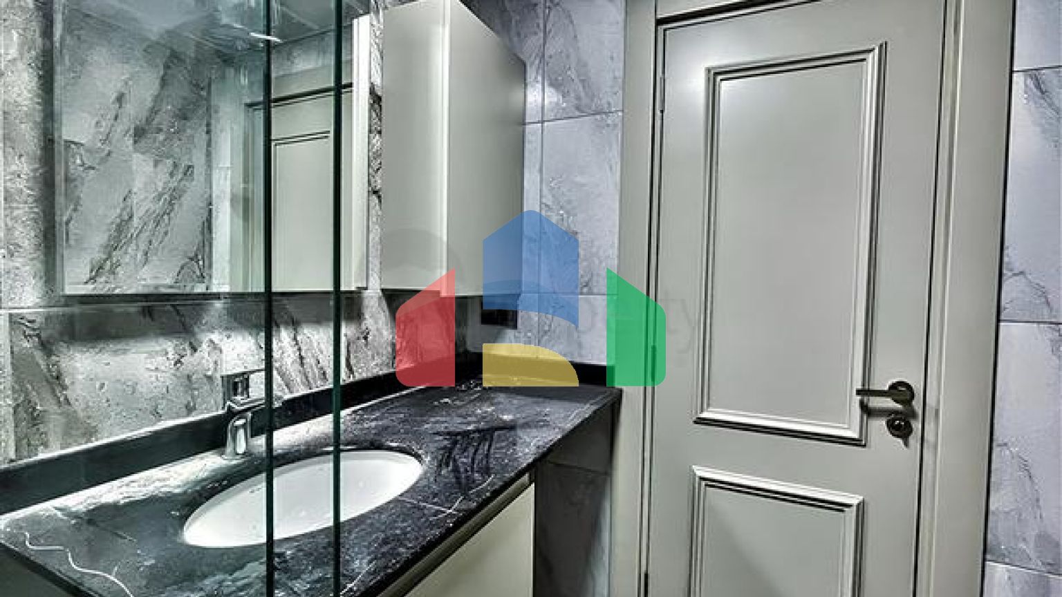 Новая квартира у моря планировкой 1+1 в районе Тосмур