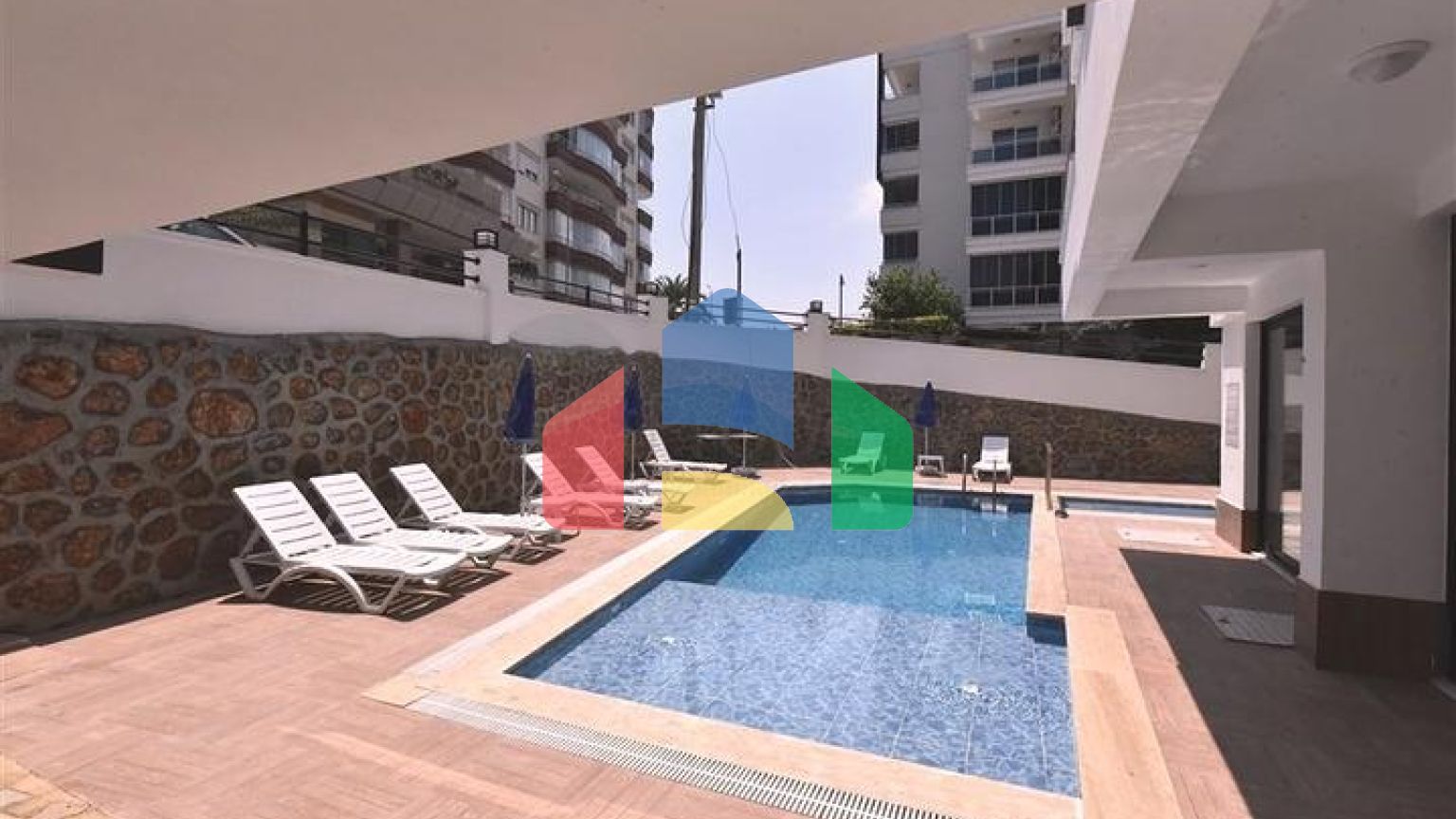 Квартира 1+1 в новом комплексе в районе Тосмур