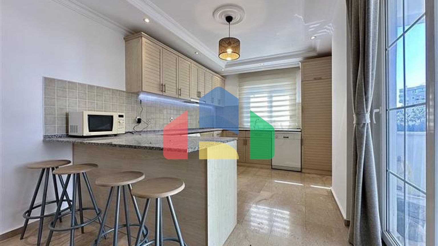 Квартира с мебелью 2+1 в районе Тосмур