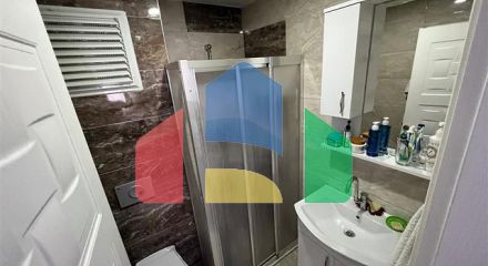 Просторная трехкомнатная квартира в пешей доступности к морю в открытом под ВНЖ районе Тосмур