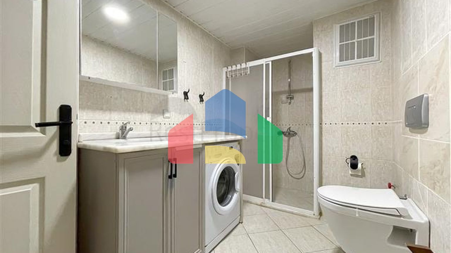 Комфортная квартира с мебелью в уютном районе Аланьи