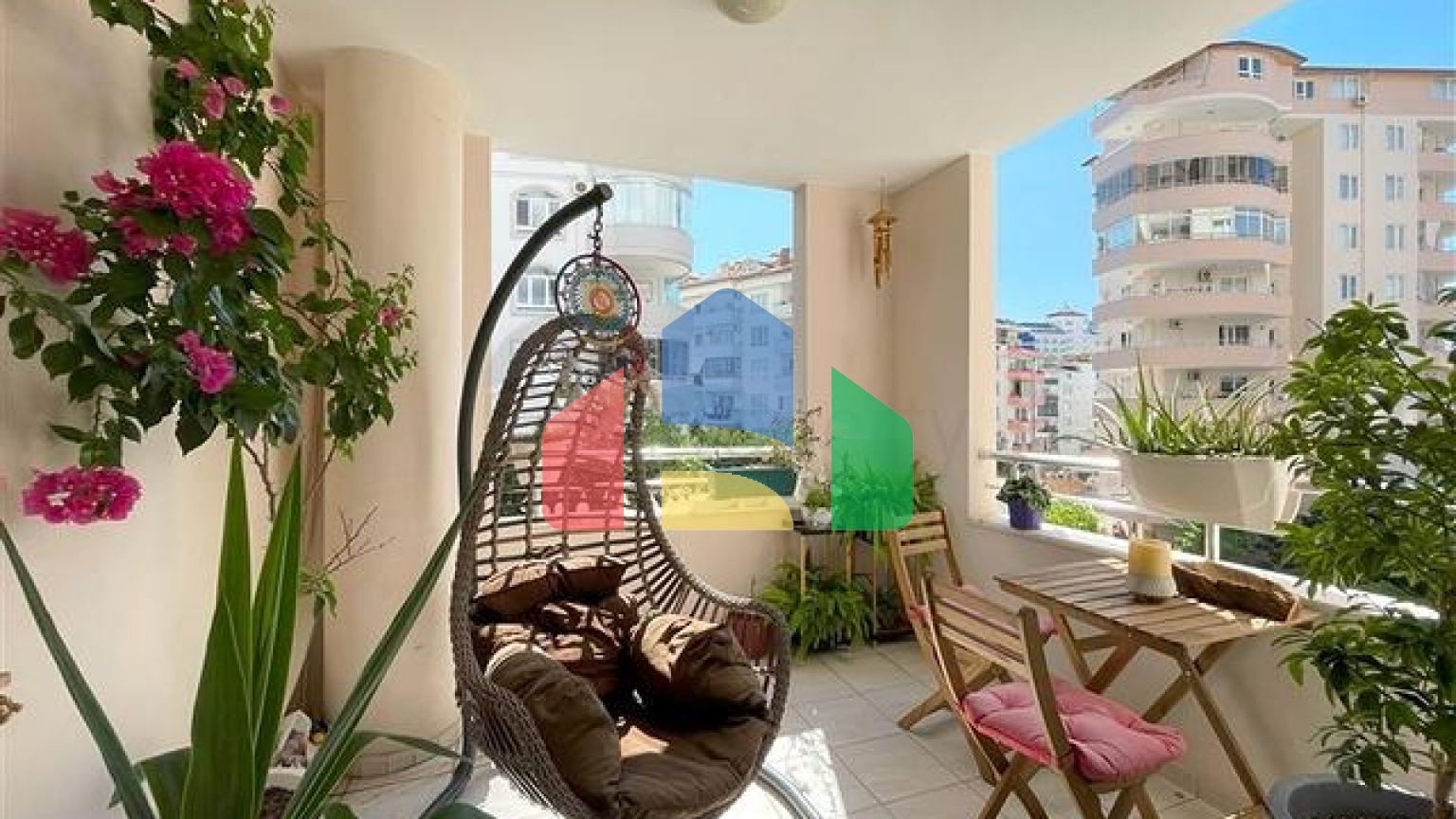 Комфортная квартира с мебелью в уютном районе Аланьи