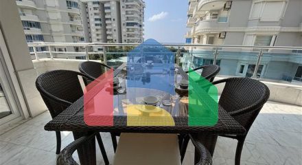 Квартира планировкой 3+1 в районе Тосмур 50м до моря. Квартира планировкой 3+1 в районе Тосмур 50м до моря.