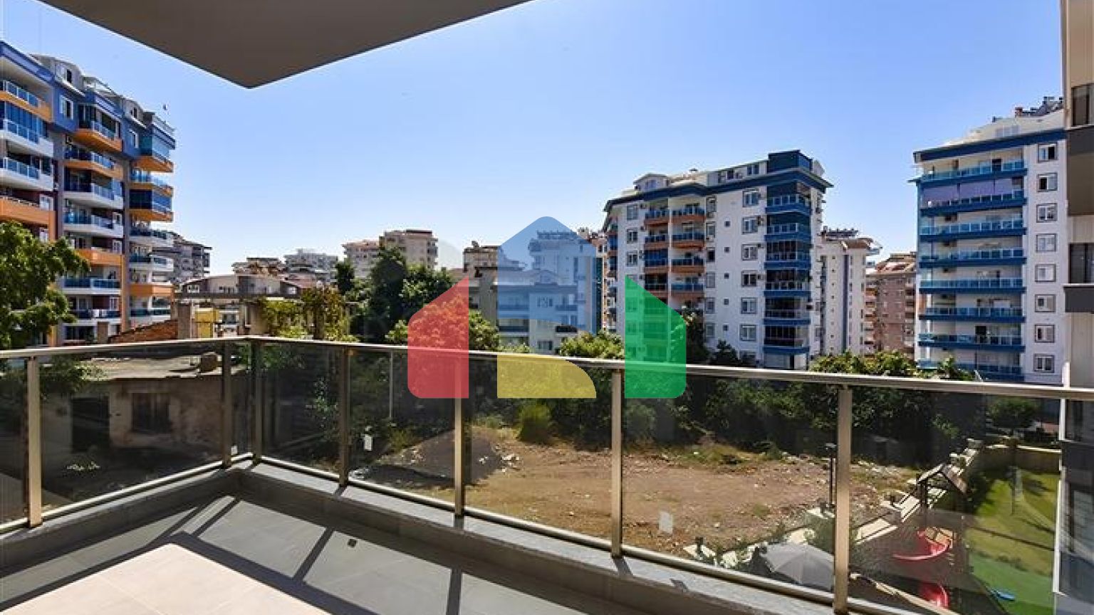 Современная квартира 1+1 в новом комплексе