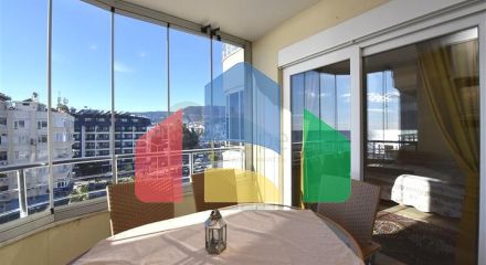 Большая квартира на первой линии Большая квартира на первой линии