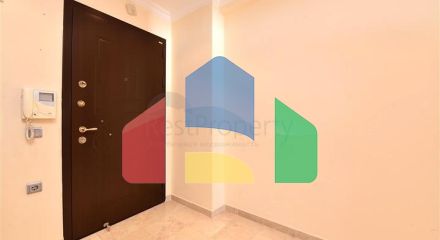 Большая квартира на первой линии Большая квартира на первой линии