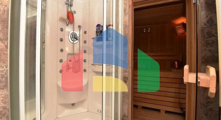 Вилла городского типа в 250 метрах от моря