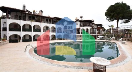 Вилла городского типа в 250 метрах от моря