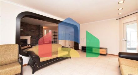 Вилла городского типа в 250 метрах от моря