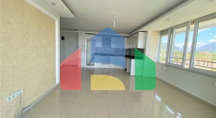 Пентхаус с панорамным видом на море в районе Тосмур Пентхаус с панорамным видом на море в районе Тосмур