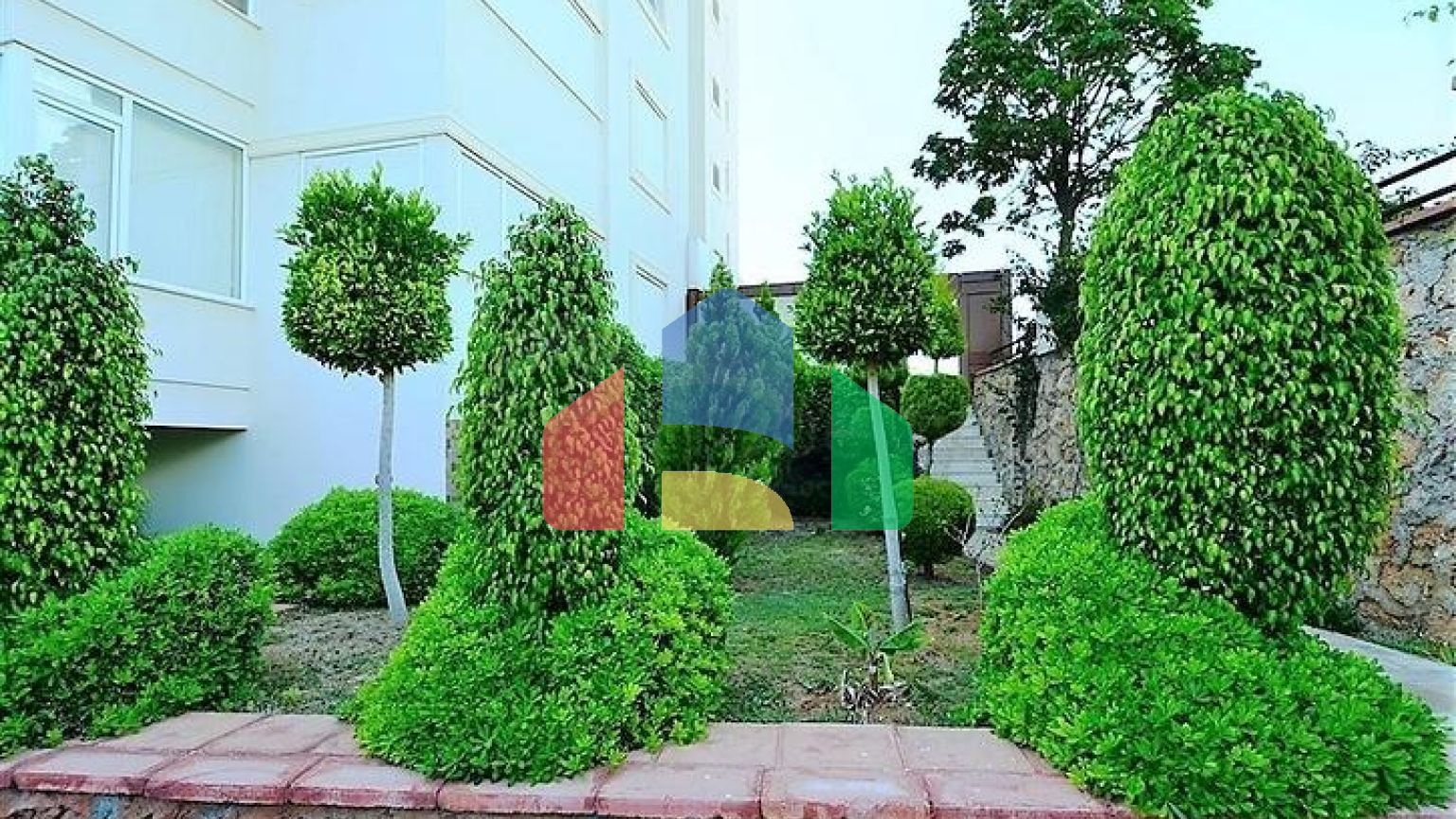 Пентхаус с панорамным видом на море в районе Тосмур