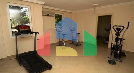 Простора трикімнатна квартира в районі Тосмур