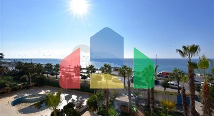 Затишні апартаменти 2 + 1 з видом на море в Тосмурі