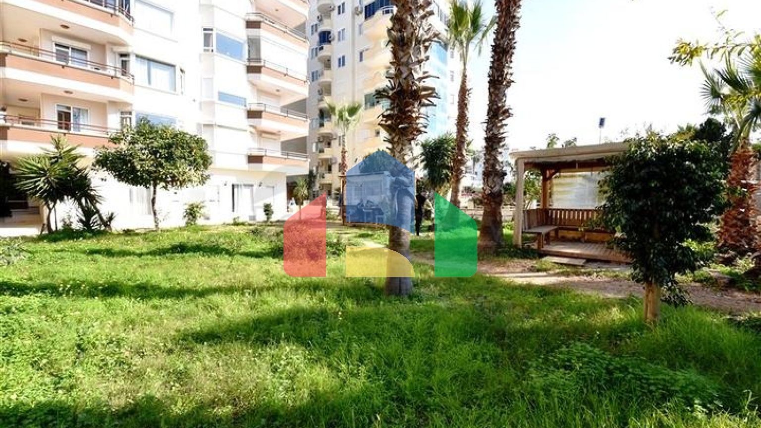 Уютные апартаменты 2+1 с видом на море в Тосмуре