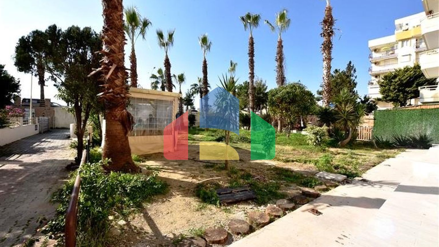 Уютные апартаменты 2+1 с видом на море в Тосмуре