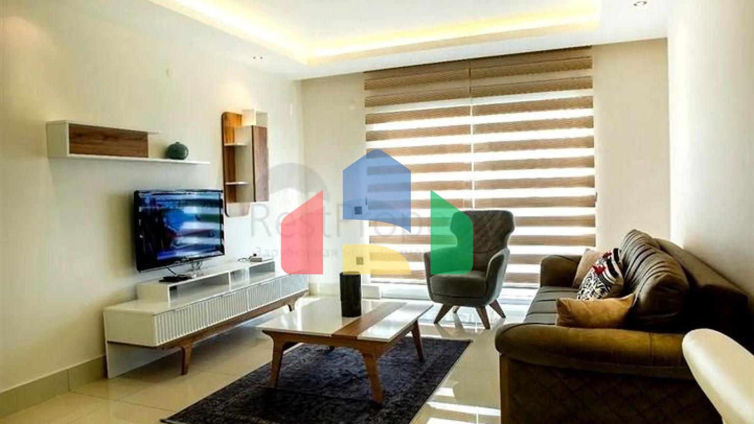 Світла мебльована квартира 2+1 в розвиненому житловому комплексі