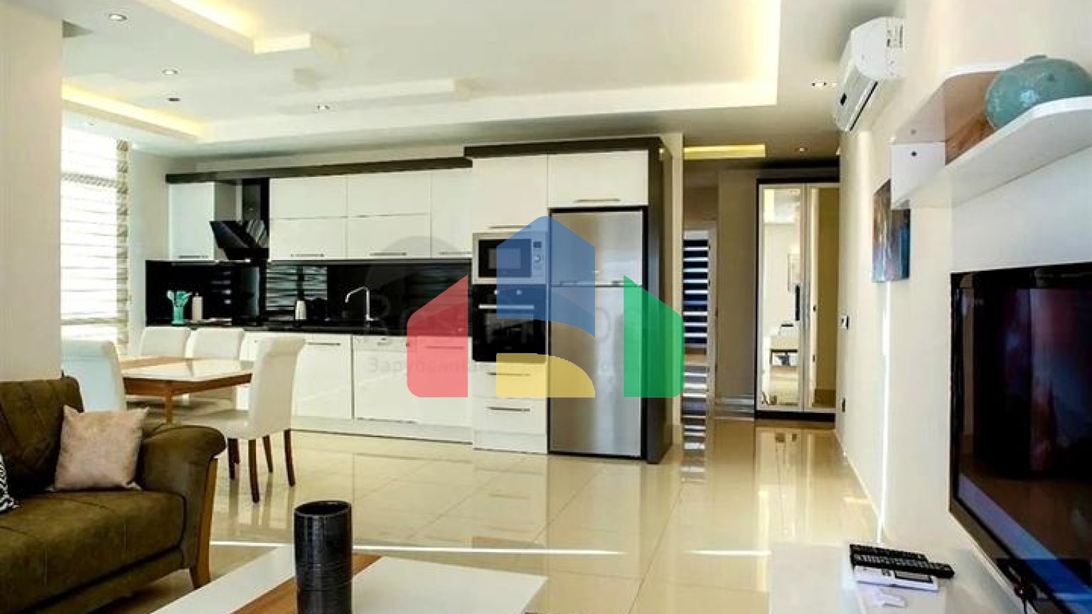 Світла мебльована квартира 2+1 в розвиненому житловому комплексі