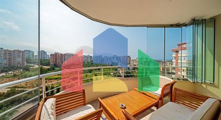 Затишна квартира 3+1 в упорядкованому житловому комплексі району Тосмур