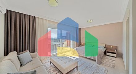 Просторий пентхаус 3 + 2 з терасою в облаштованому житловому комплексі району Тосмур