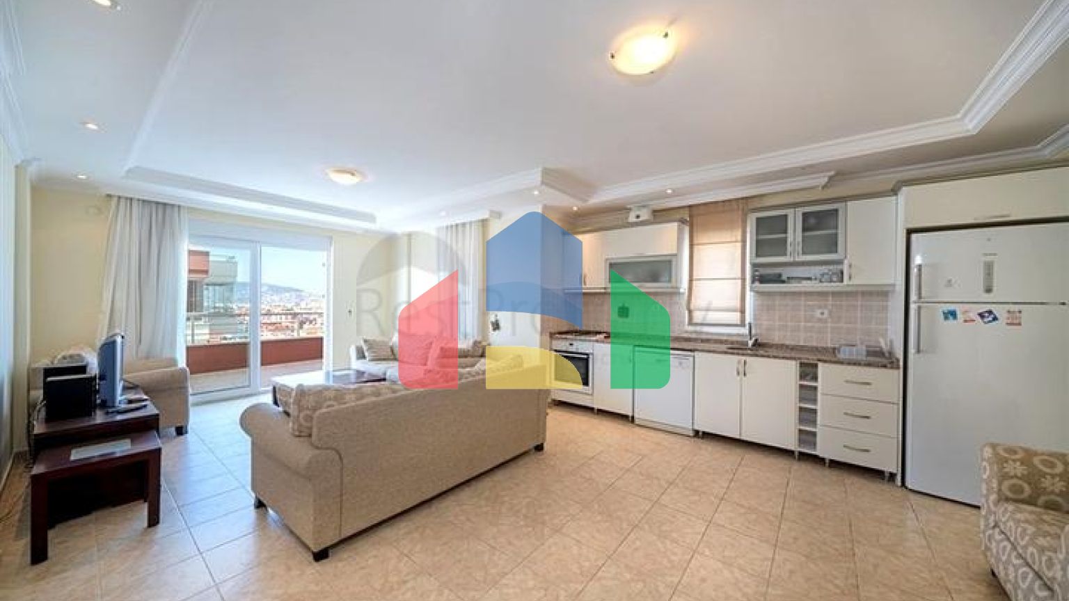 Просторный пентхаус 4+1 с террасой в районе Тосмур