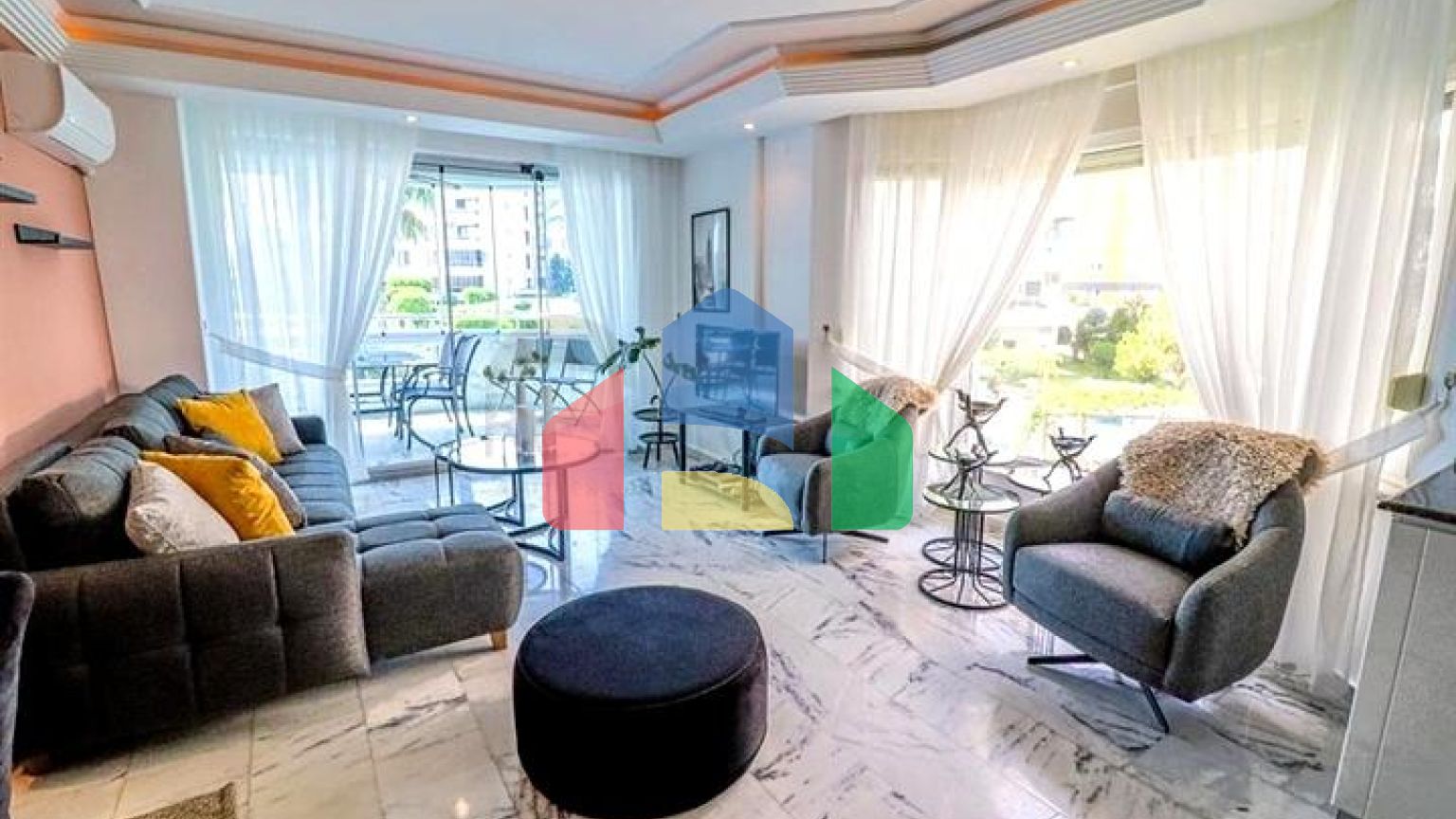 Квартира 3+1 с развитой инфраструктурой комплекса в районе Тосмур