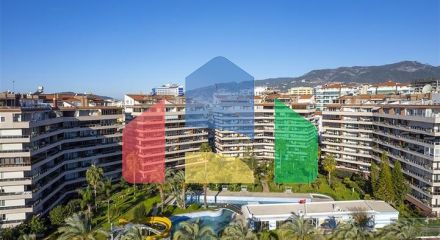 Светлая 2+1 квартира в развитом жилом комплексе в районе Тосмур