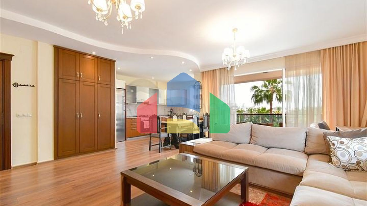 Светлая 2+1 квартира в развитом жилом комплексе в районе Тосмур