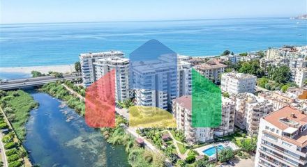 Светлая квартира 2+1 в шаге от моря в районе Тосмур