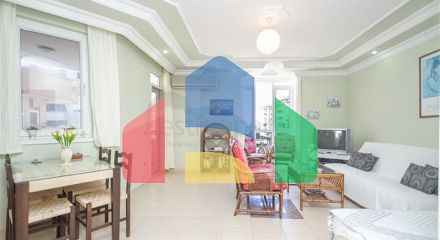 Светлая квартира 2+1 в шаге от моря в районе Тосмур Светлая квартира 2+1 в шаге от моря в районе Тосмур