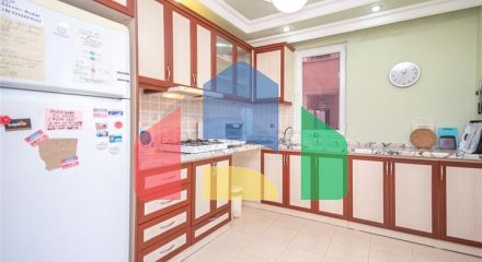 Светлая квартира 2+1 в шаге от моря в районе Тосмур Светлая квартира 2+1 в шаге от моря в районе Тосмур