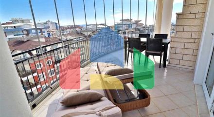 Уютная меблированная квартира 2+1 в жилом комплексе с бассейном