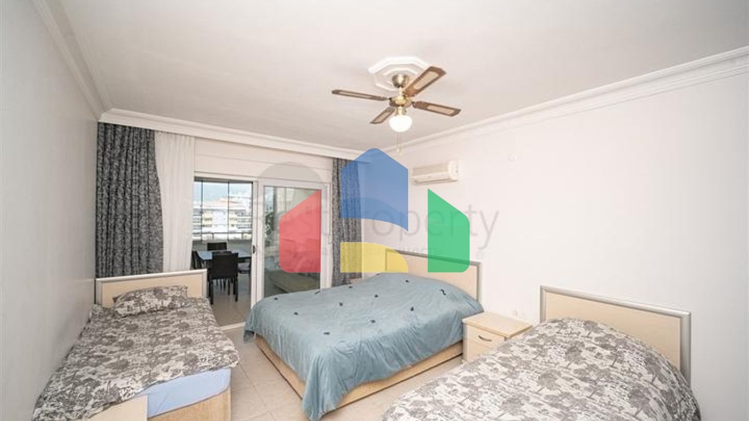 Просторная квартира 2+1 недалеко от моря в Тосмуре