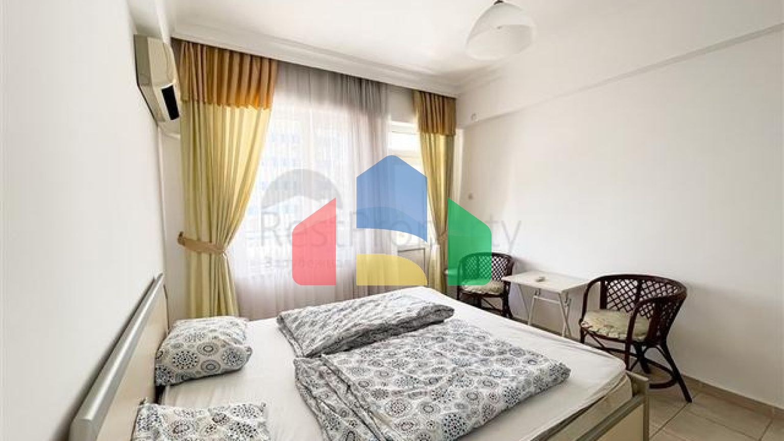 Квартира планировки 3+1 на первой береговой линии