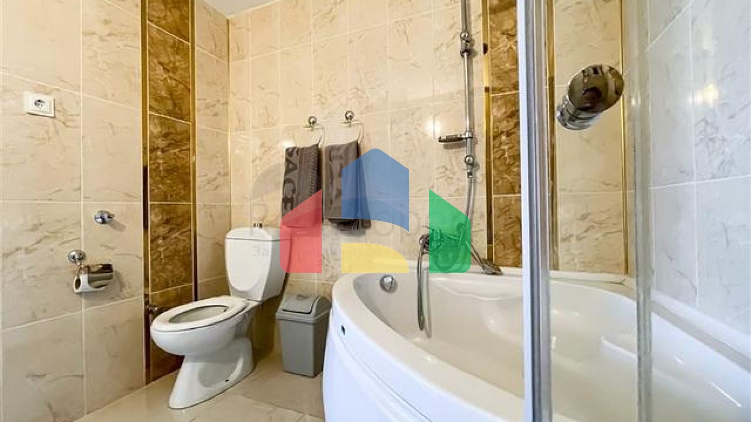 Квартира планировки 3+1 на первой береговой линии