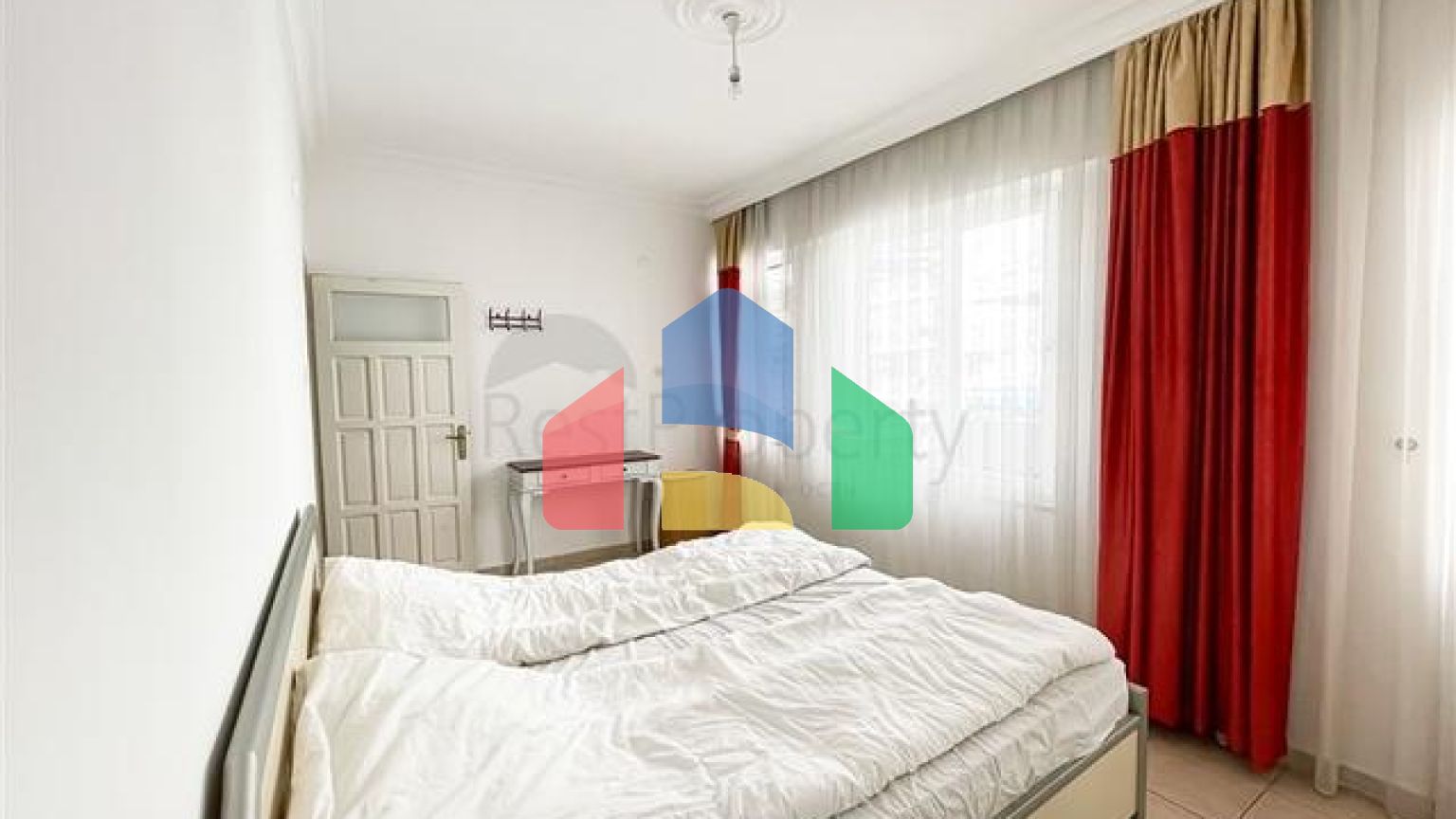 Квартира планировки 3+1 на первой береговой линии