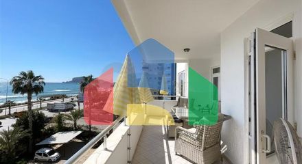 Квартира планировки 3+1 на первой береговой линии