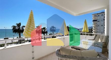 Квартира планировки 3+1 на первой береговой линии