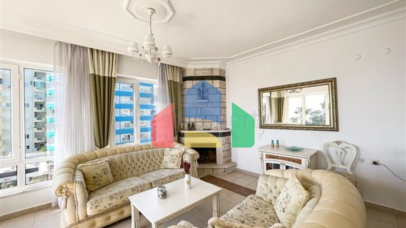 Квартира планировки 3+1 на первой береговой линии