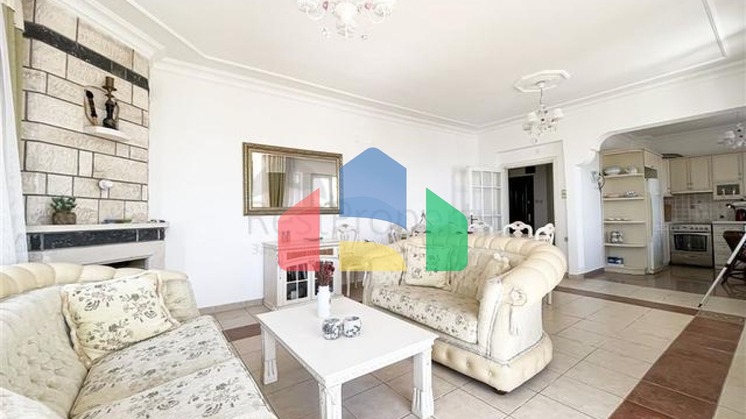 Квартира планировки 3+1 на первой береговой линии