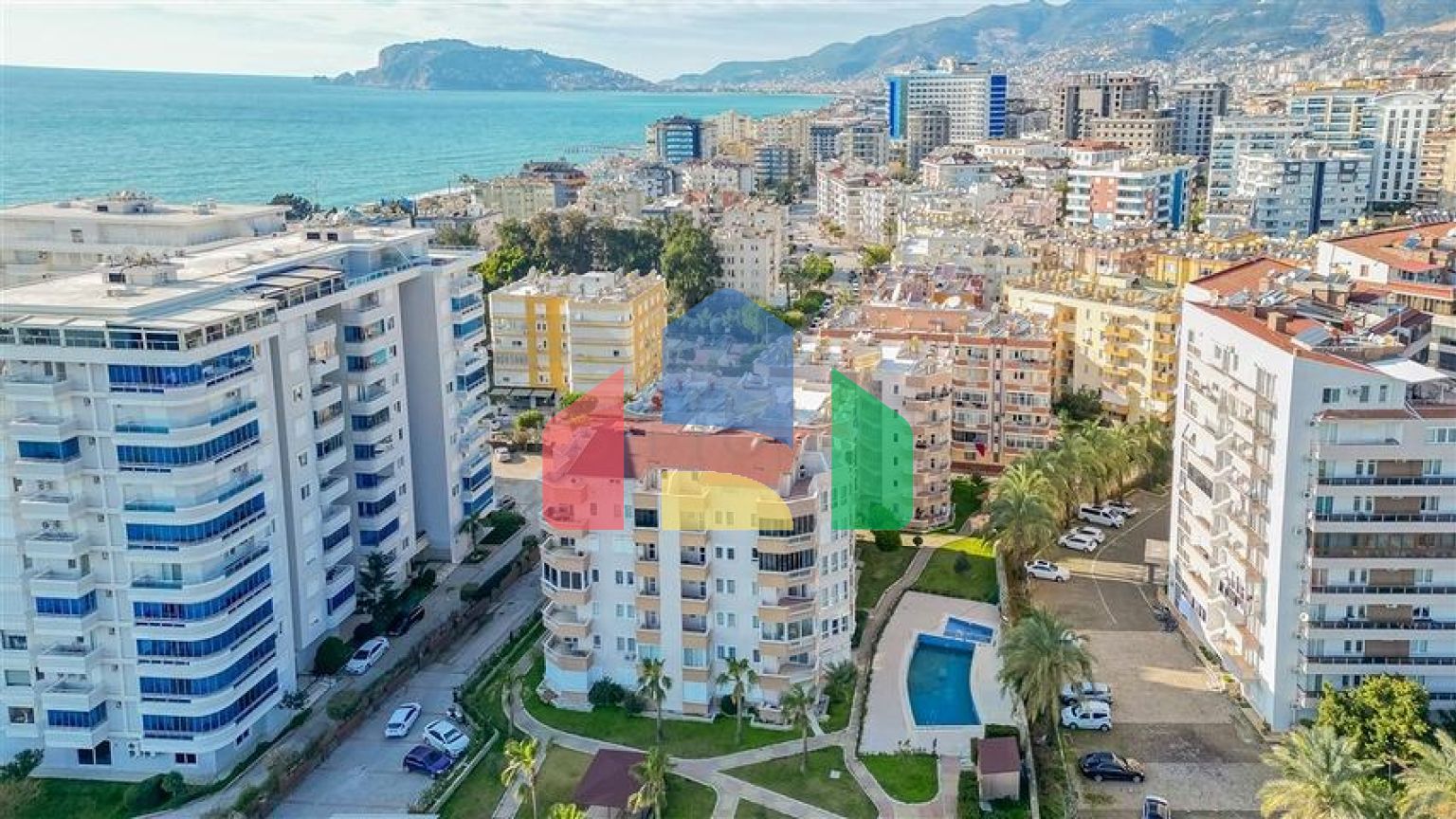 Просторная 2+1 квартира рядом с морем в Тосмуре