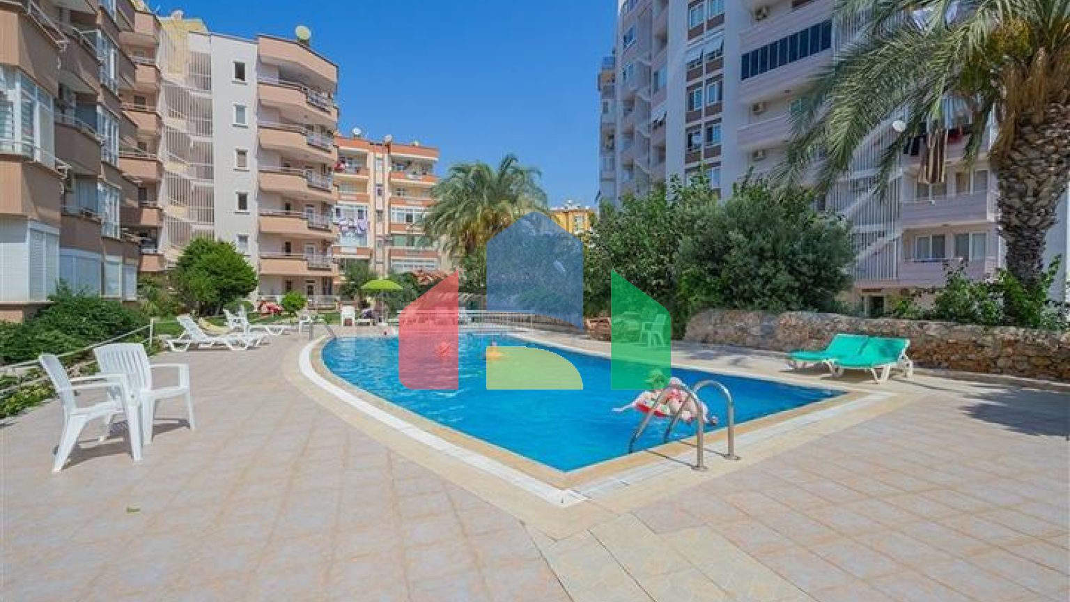 Просторная 2+1 квартира рядом с морем в Тосмуре