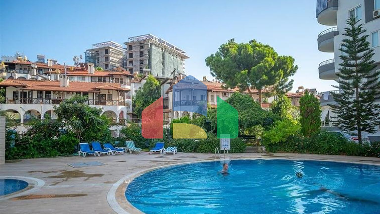 Просторное семейное жильё 2+1 с инфраструктурой для комфортной жизни в Тосмуре