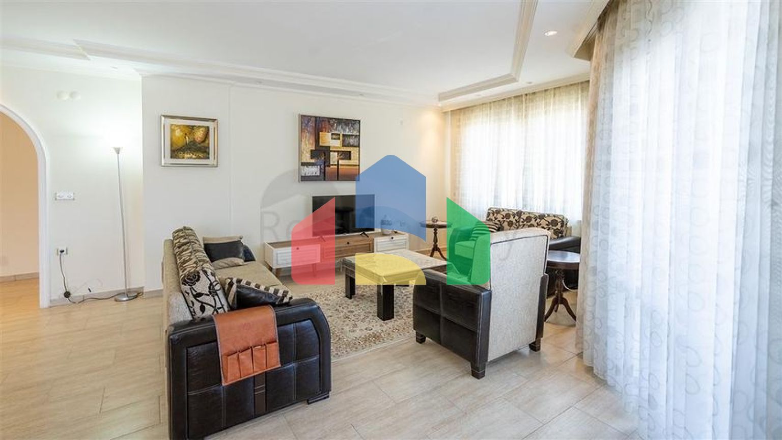 Просторное семейное жильё 2+1 с инфраструктурой для комфортной жизни в Тосмуре