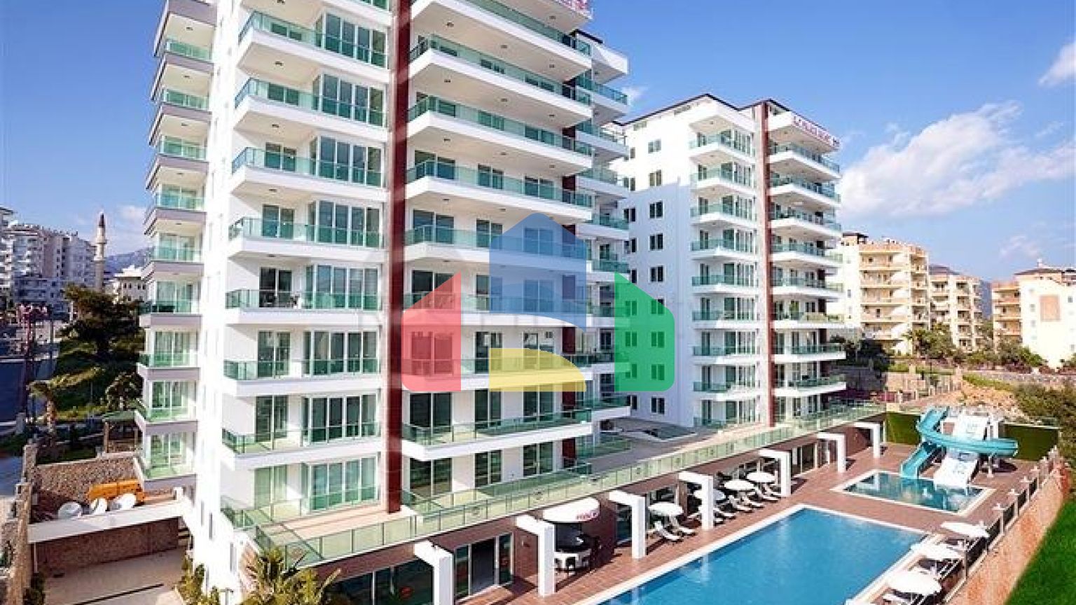 Уютная квартира 2+1 в современном жилом комплексе Тосмура