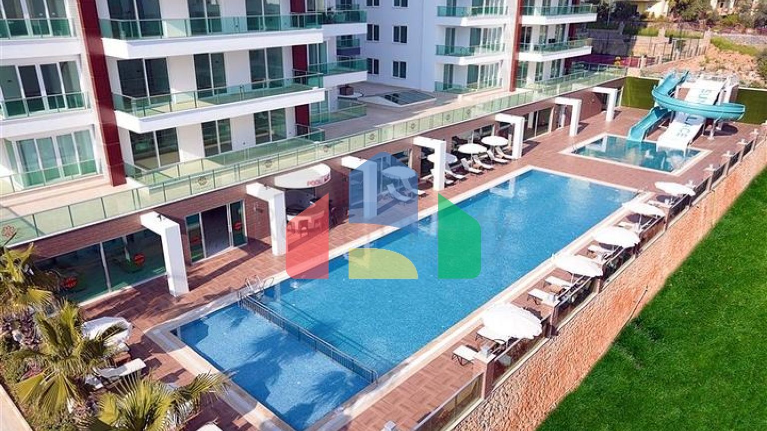 Уютная квартира 2+1 в современном жилом комплексе Тосмура