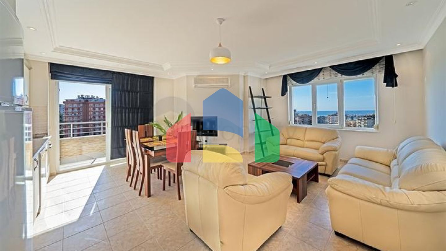 Уютная меблированная квартира 2+1 в благоустроенном жилом комплексе